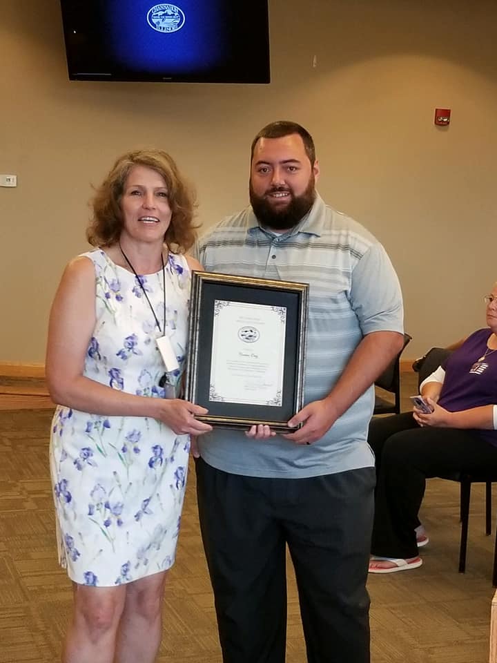 Picture of the 2021 Citizen of the Year and Mayor Missey